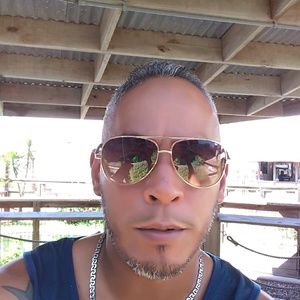 Meet your Posher, Manuel